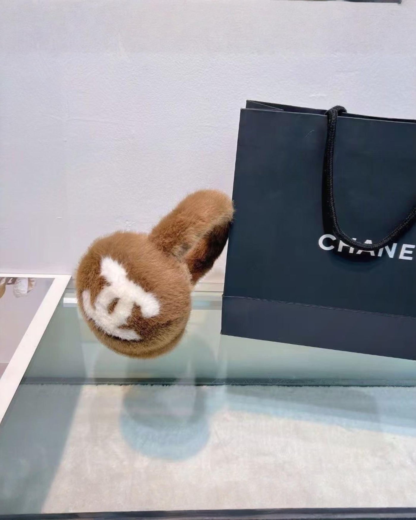 "CHANL" EARMUFFS
