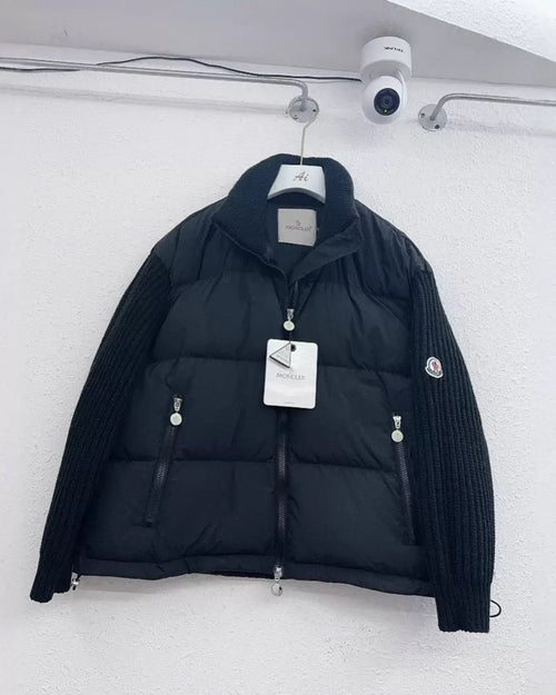 schwarz
