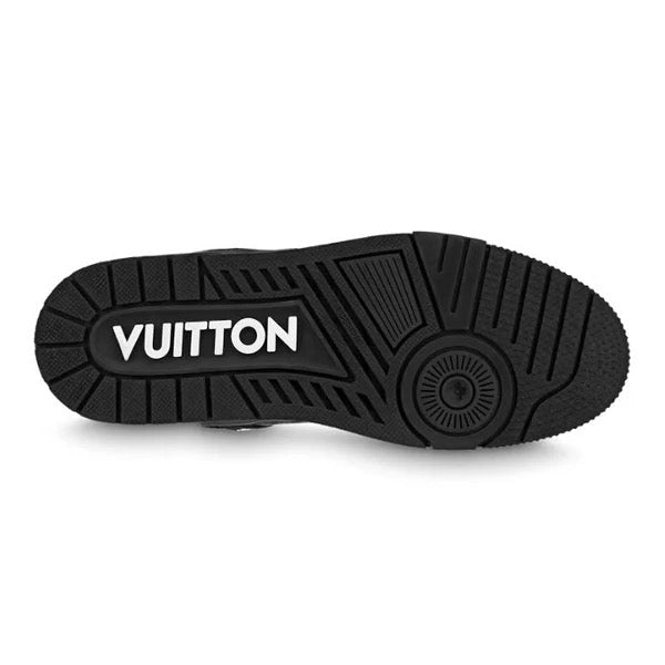 "LV" Trainer All Black