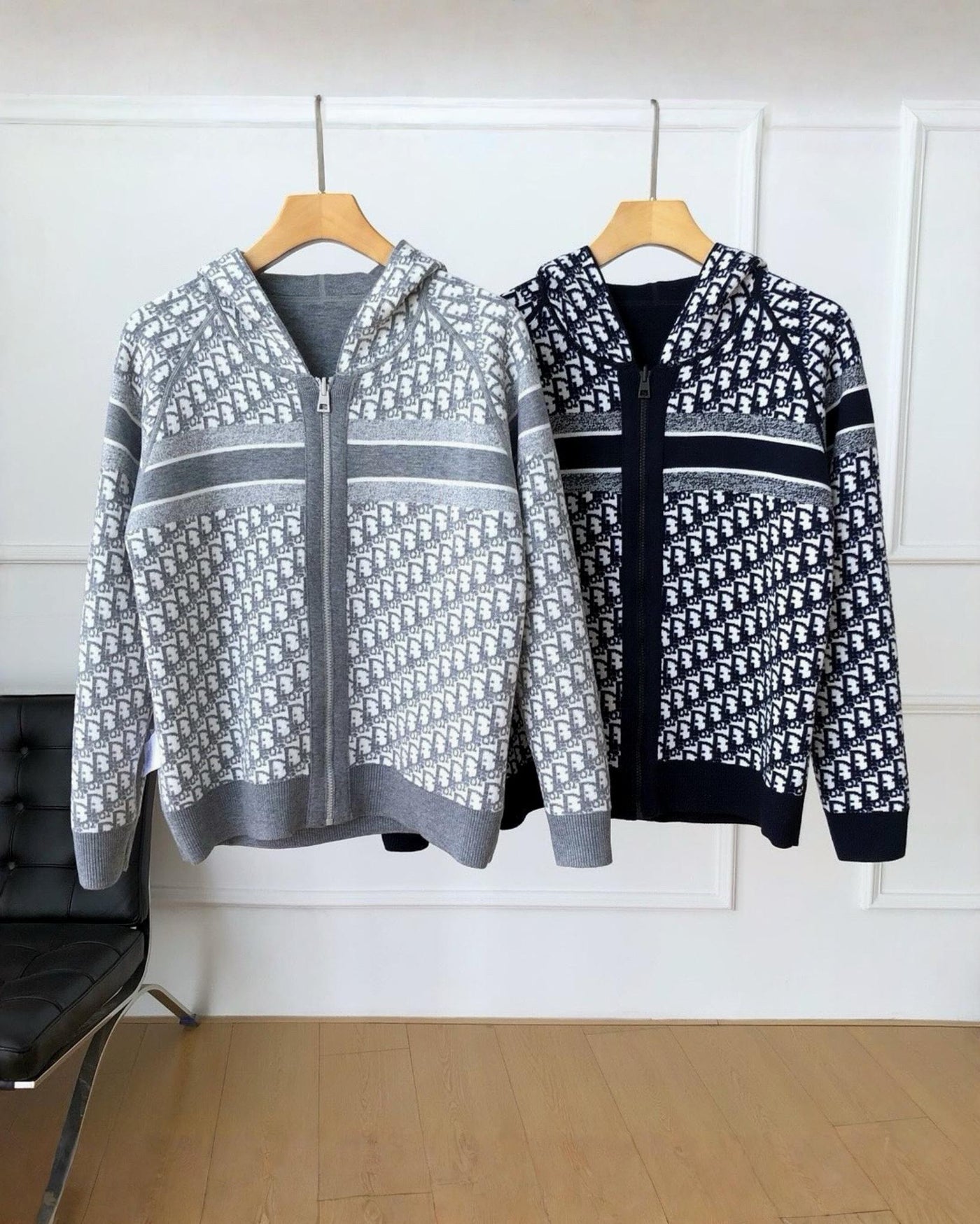 "Dio" Zipper Cash