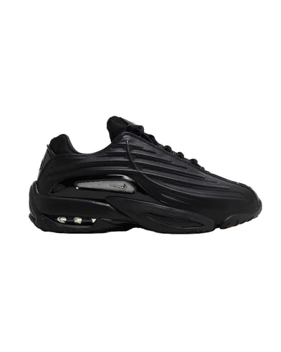 "Hot Step" Sneaker